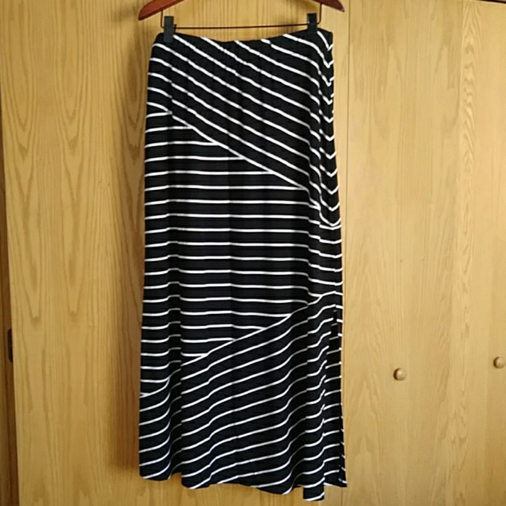 Maxi skirt.